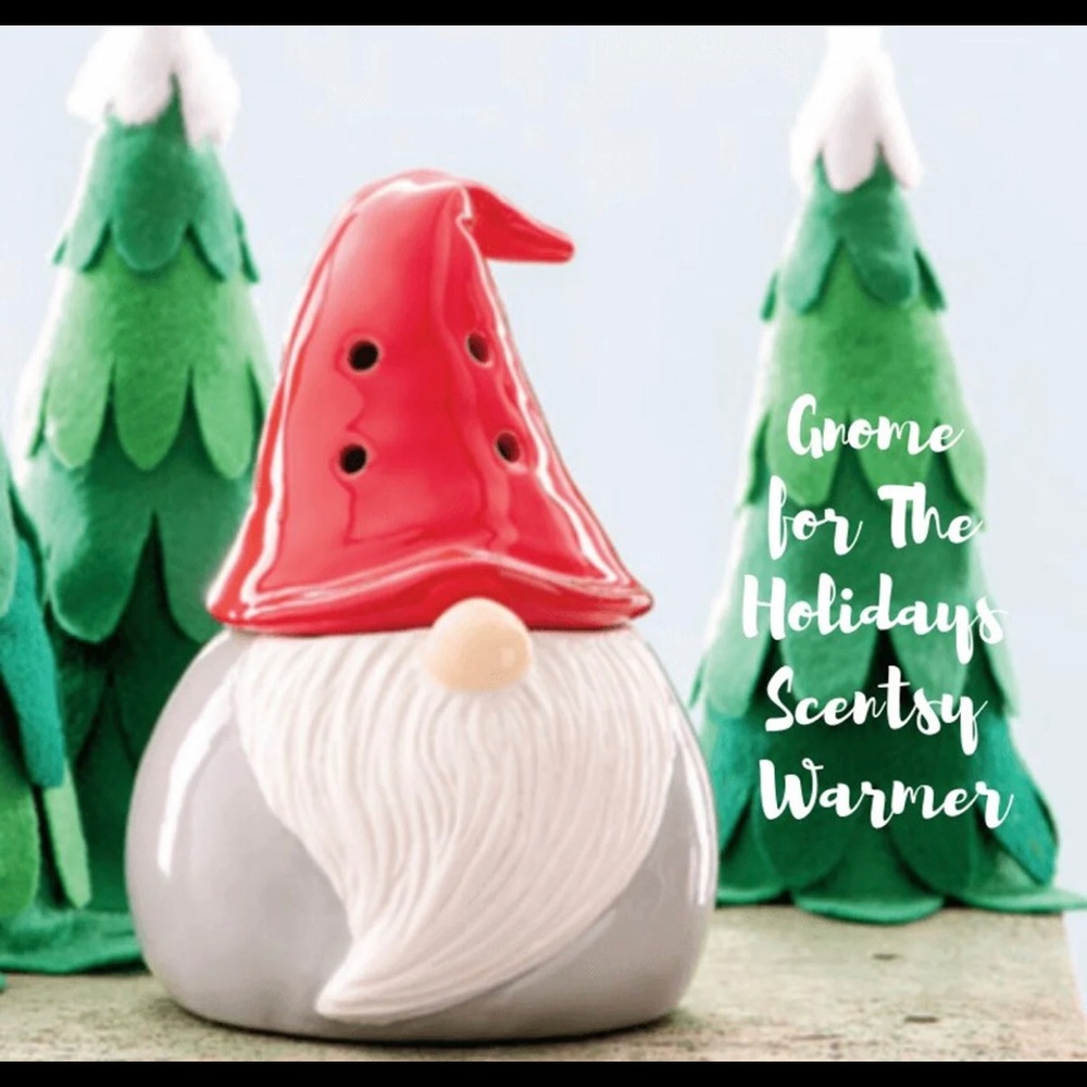 Gnome For The Holidays Scentsy Warmer SOLD